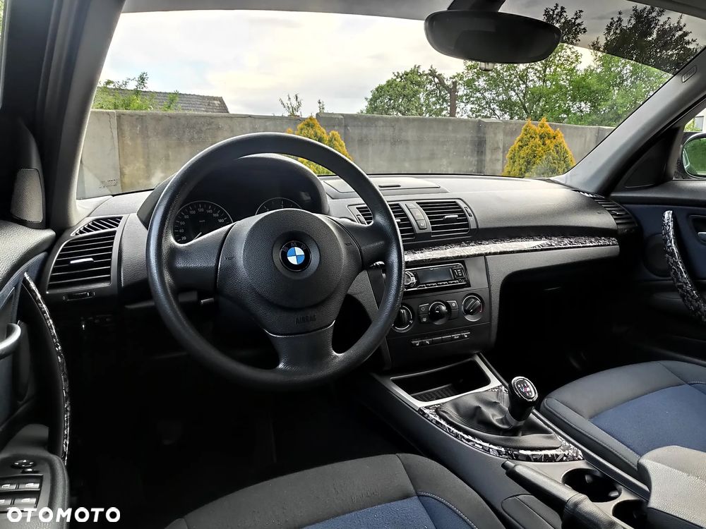 BMW Seria 1 - 10