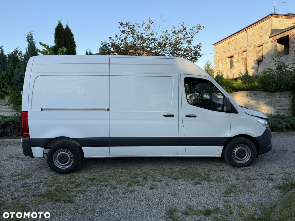 Mercedes-Benz Sprinter - 6