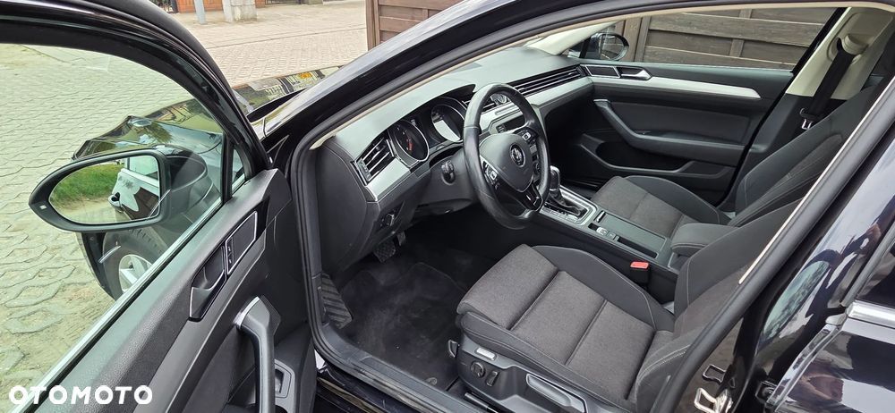 Volkswagen Passat 1.8 TSI BMT Comfortline DSG - 4