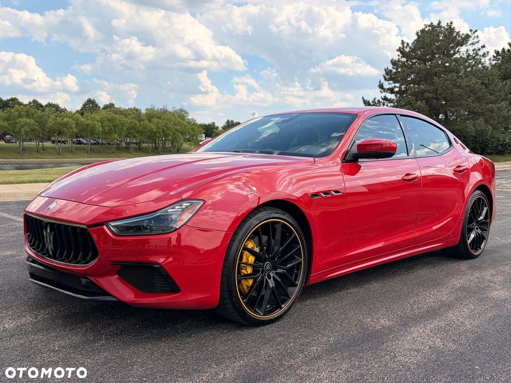 Maserati Ghibli - 2