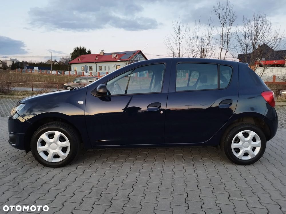 Dacia Sandero - 10