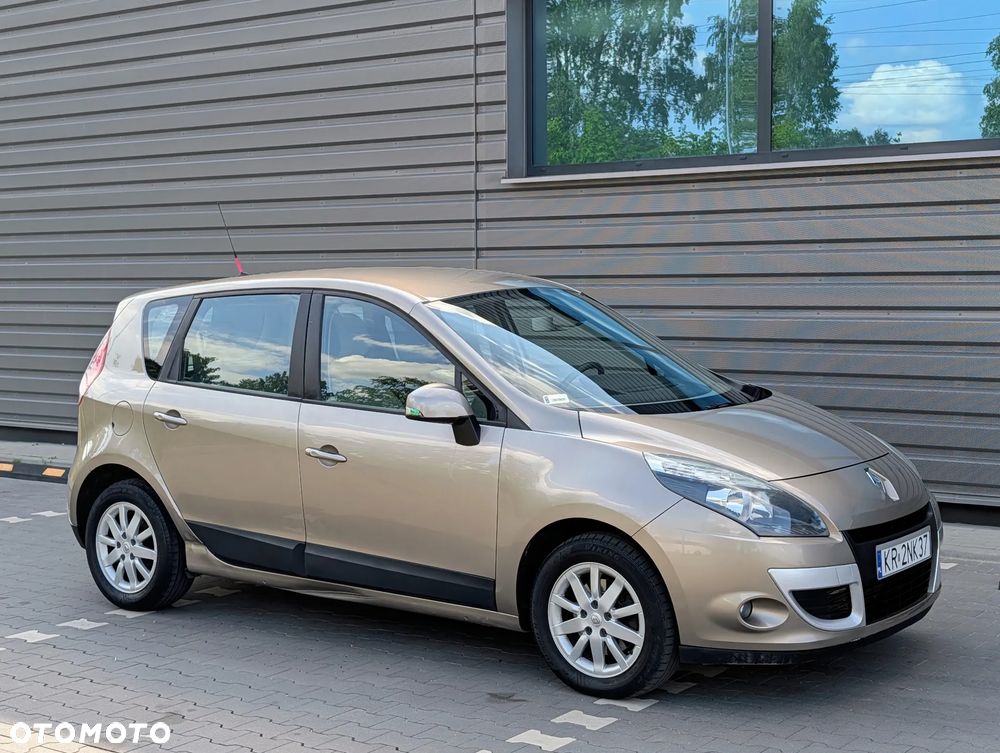 Renault Scenic dCi 110 EDC Dynamique - 9