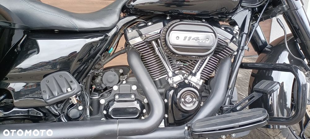 Harley-Davidson Touring Road King - 8