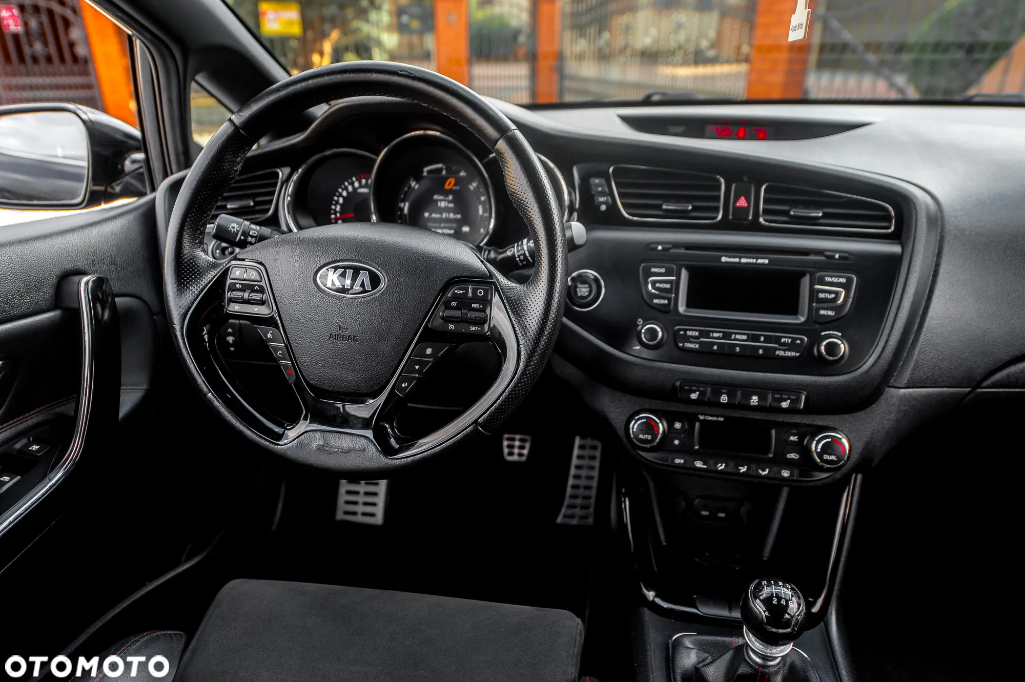 Kia Ceed Cee'd 1.6 T-GDI GT - 24