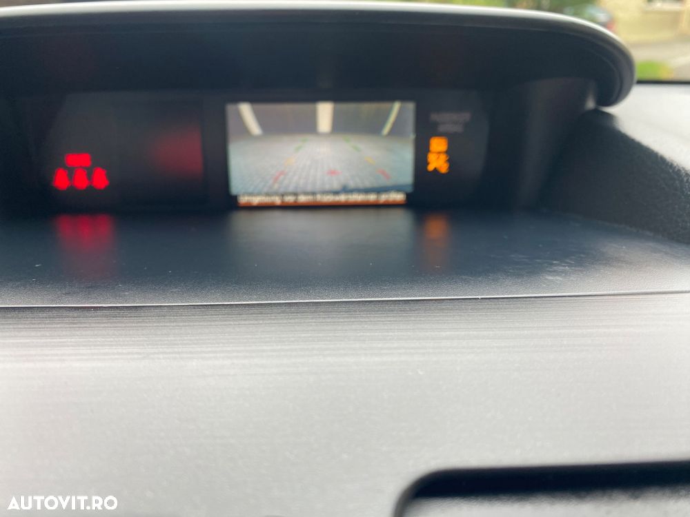 Subaru Forester 2.0D Exclusive - 11