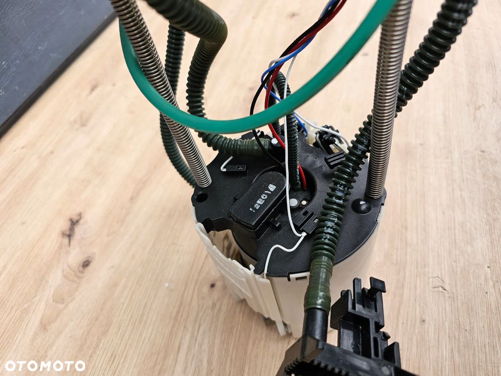 POMPA PALIWA KOSZYK PŁYWAK CHEVROLET CAPTIVA 2.4 BENZYNA PO LIFT 13575993 - 6