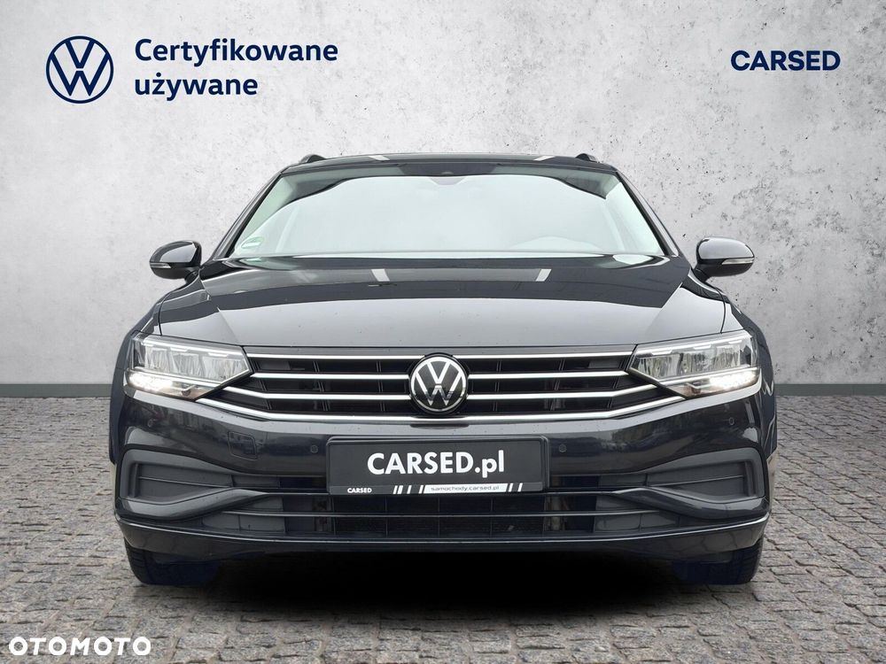 Volkswagen Passat - 10