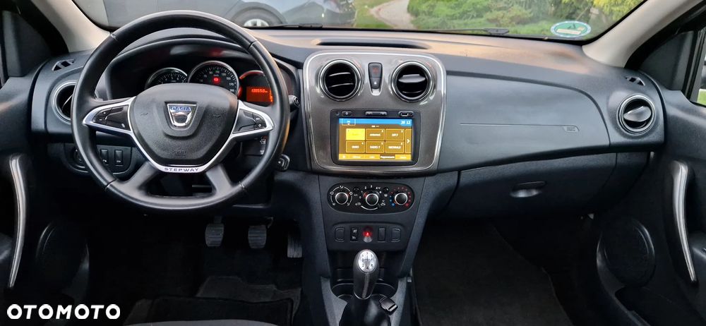 Dacia Sandero 0.9 TCe SL Celebration - 14