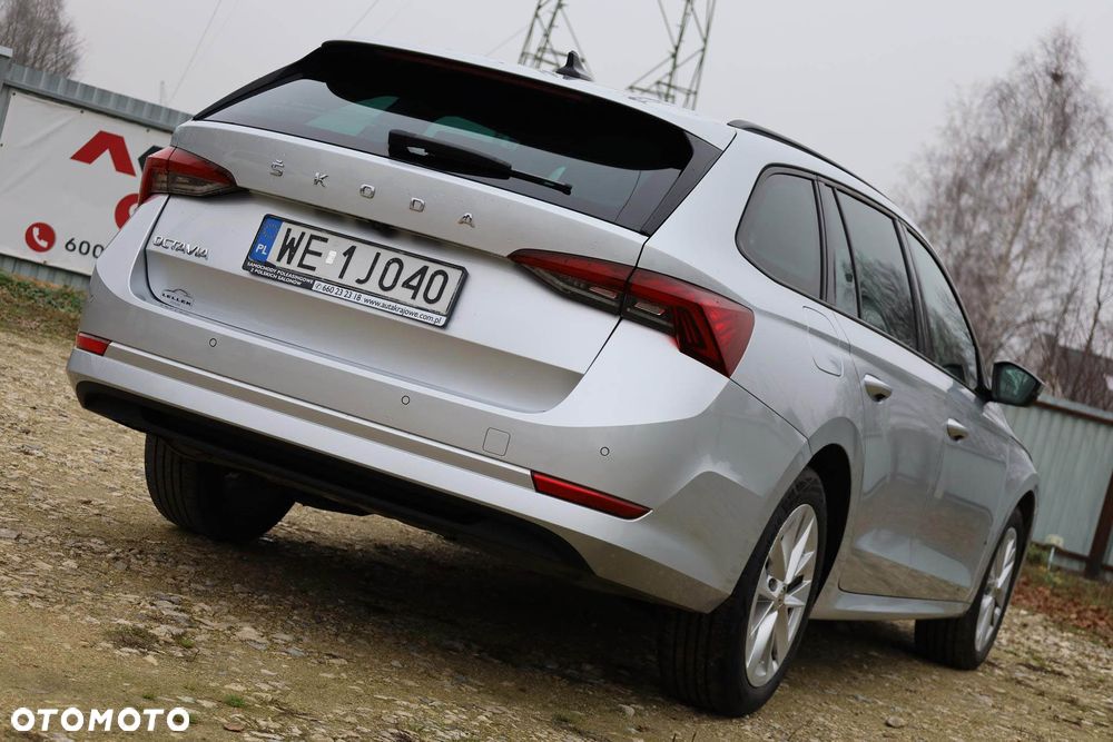 Skoda Octavia 2.0 TDI Ambition - 4