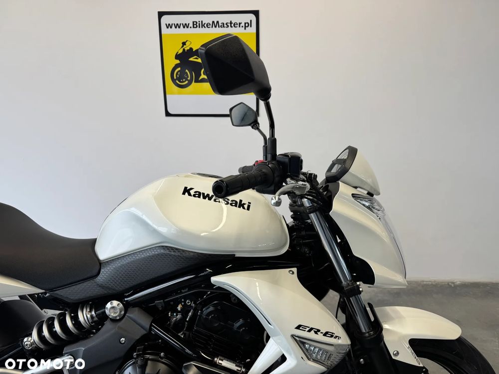 Kawasaki ER - 10