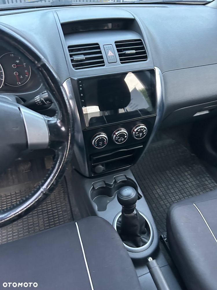 Suzuki SX4 1.6 GLX / Comfort - 3