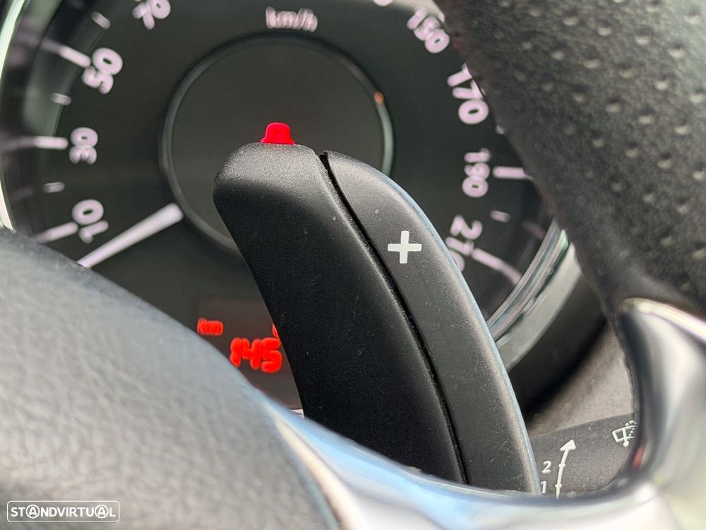 Peugeot 5008 1.6 E-HDi 7L Allure 2-Tronic J17 - 23