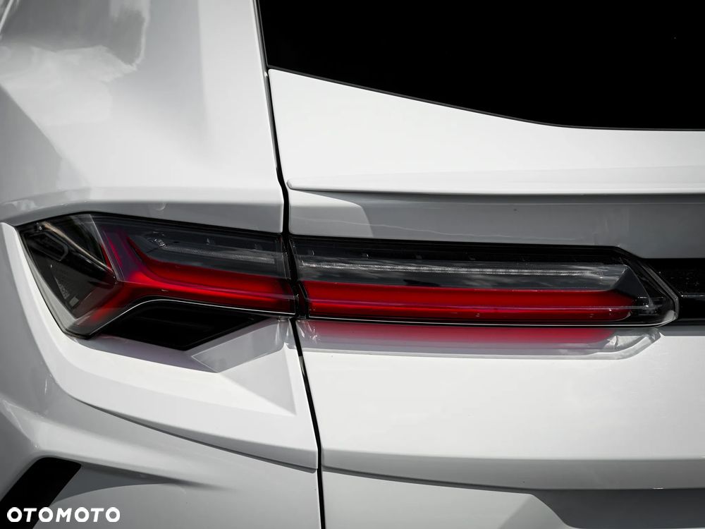 Lamborghini Urus - 8