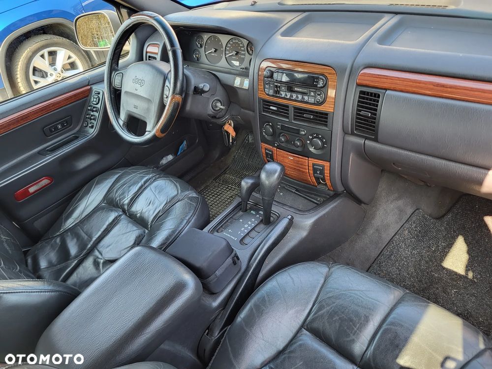 Jeep Grand Cherokee - 2