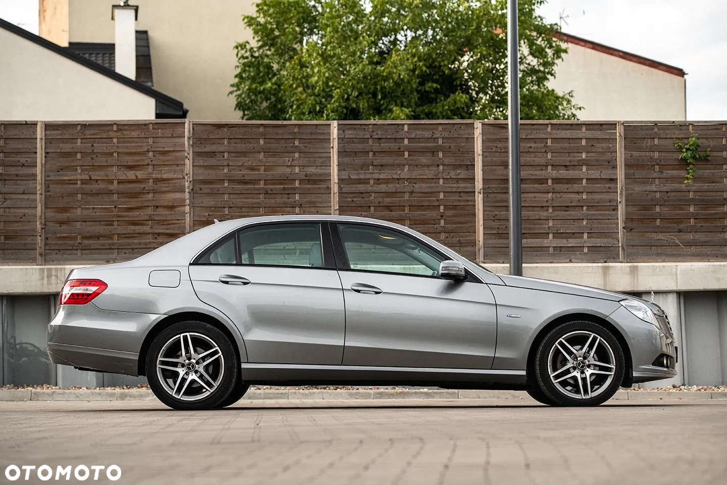 Mercedes-Benz Klasa E - 4