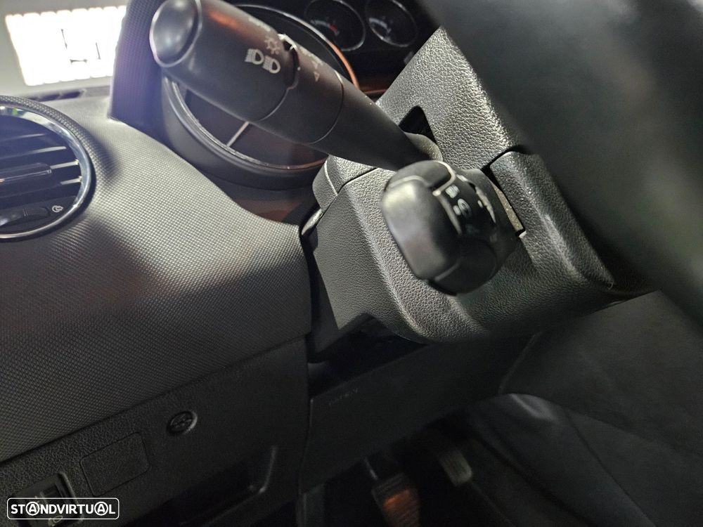 Peugeot 308 1.4 16V Executive - 10