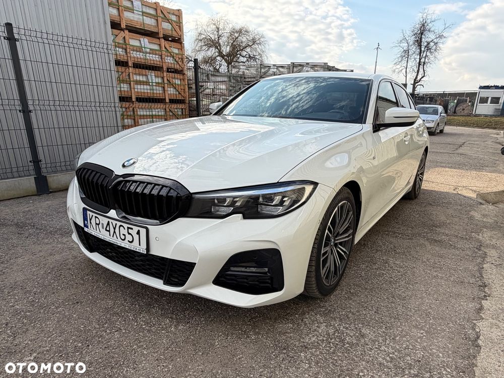 BMW Seria 3 330i M Sport sport - 3
