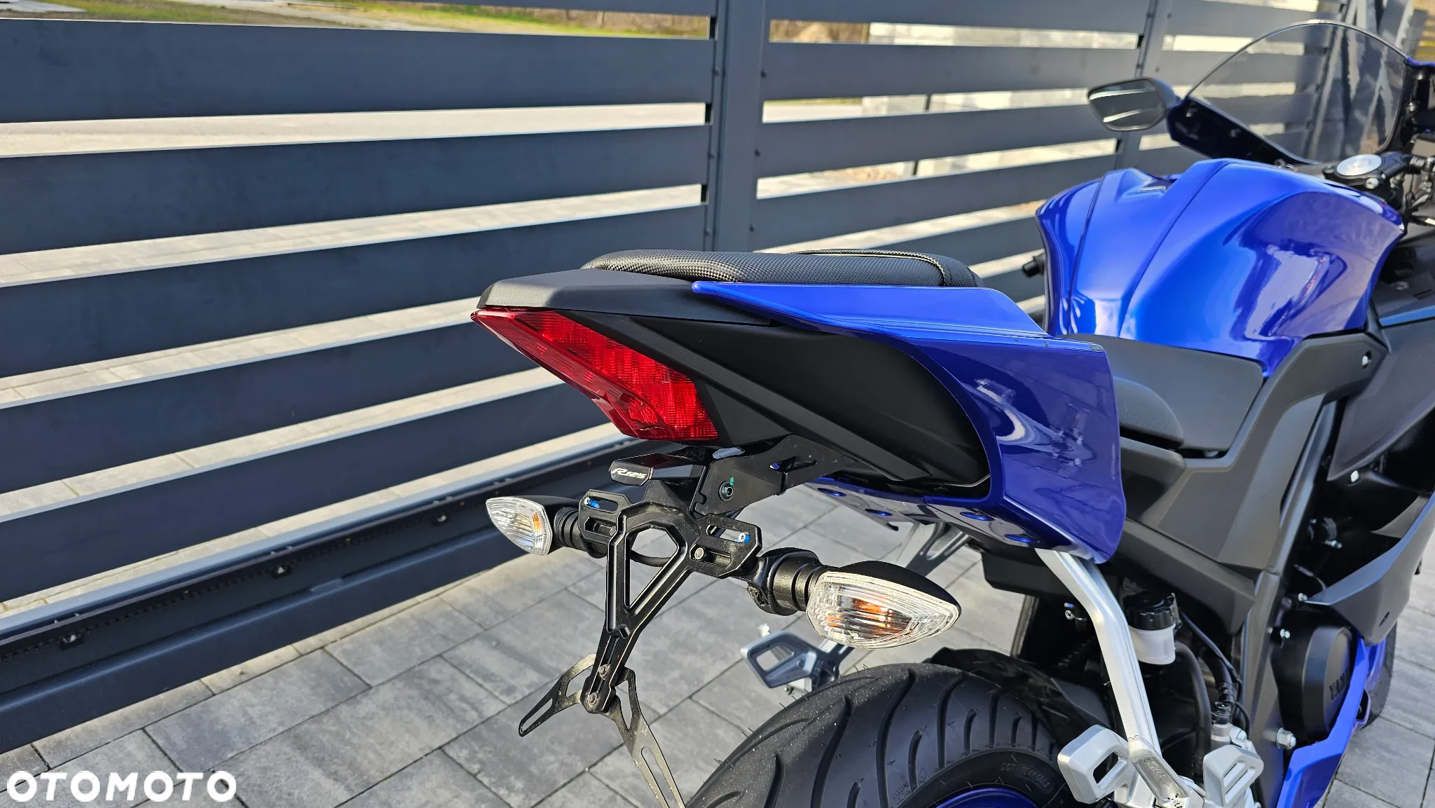 Yamaha YZF - 9