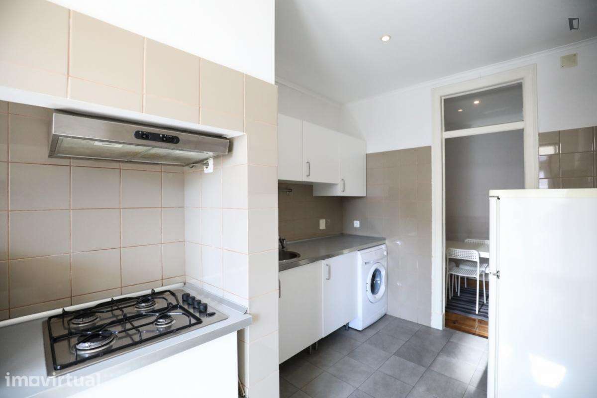 Quarto - localizado em Arroios Lisbon - Grande imagem: 5/40