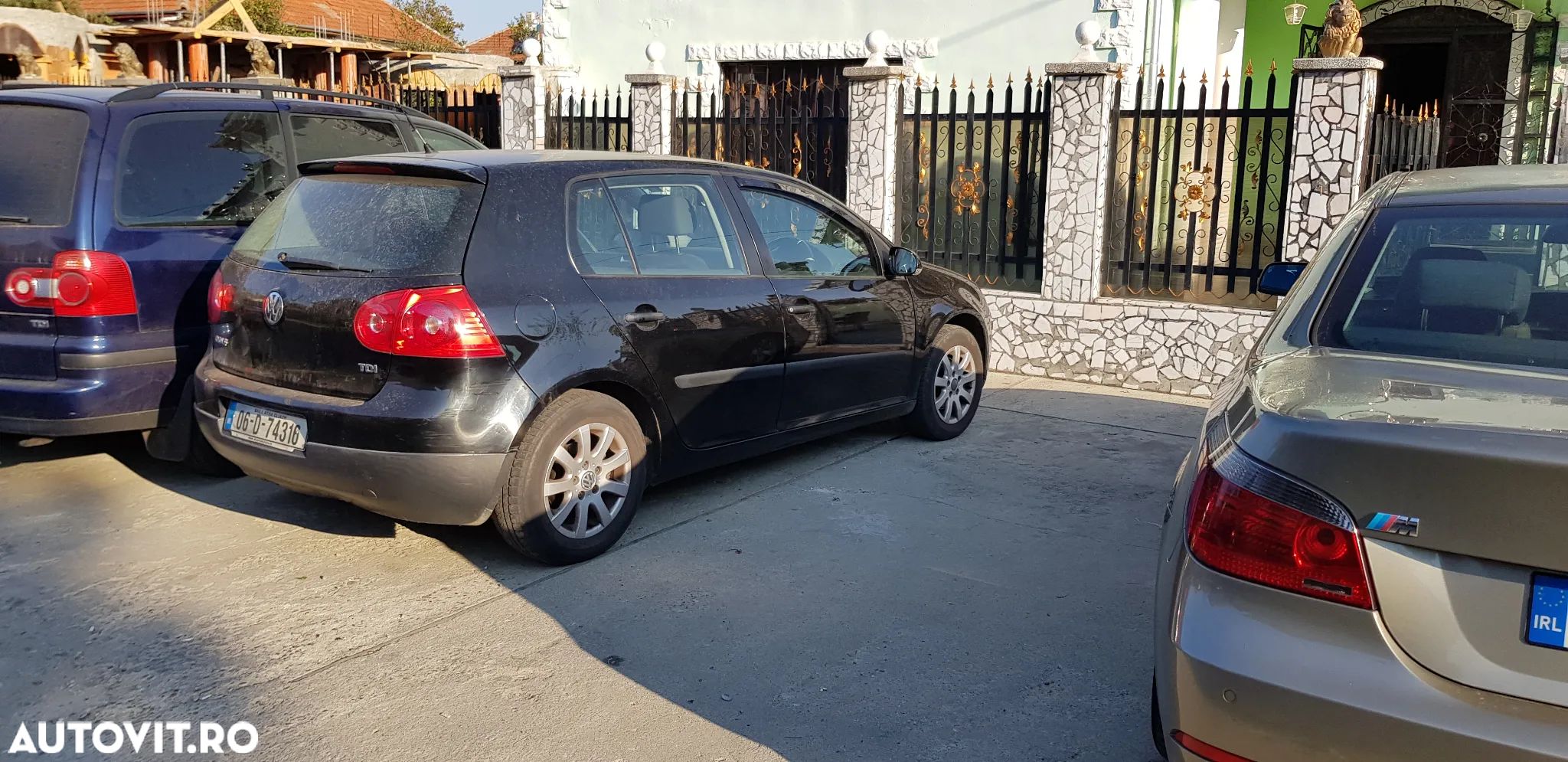 Dezmembrez Volkswagen  Golf  5 1.4 tipul BCA - 1