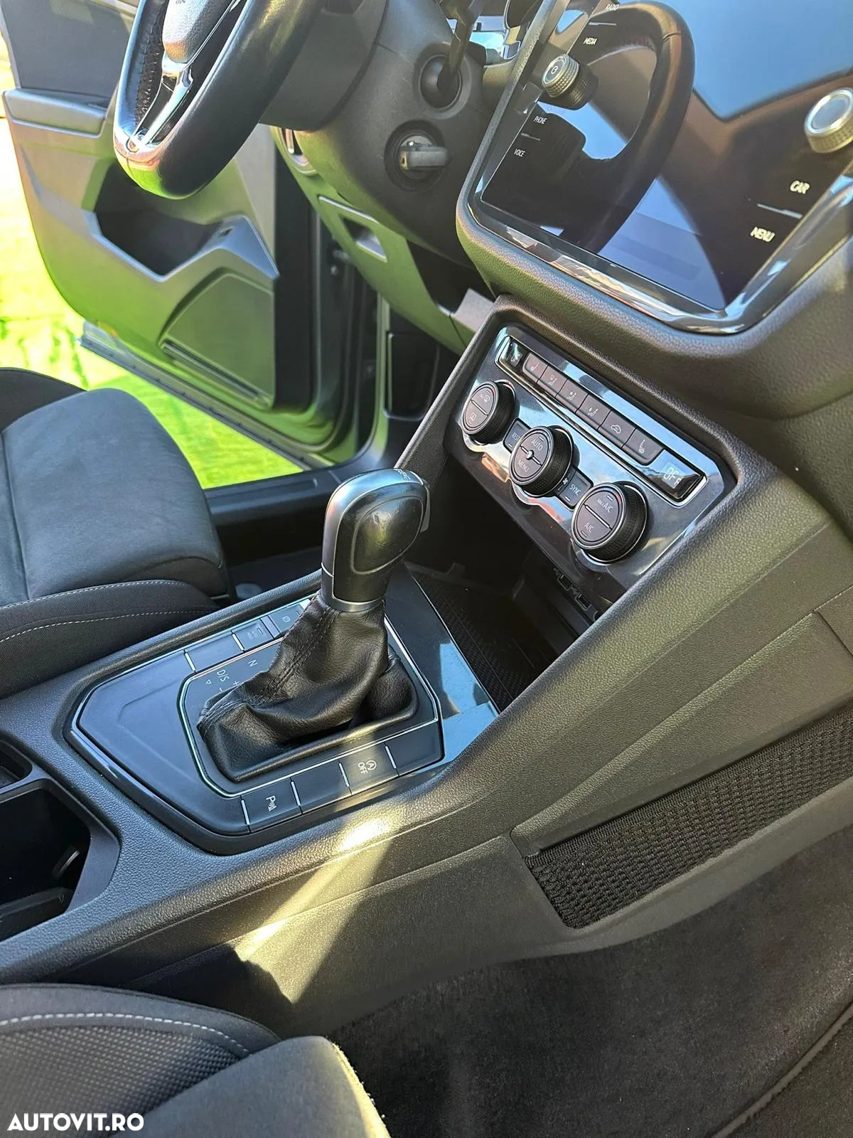 Volkswagen Tiguan Allspace 2.0 TDI DSG Life - 11