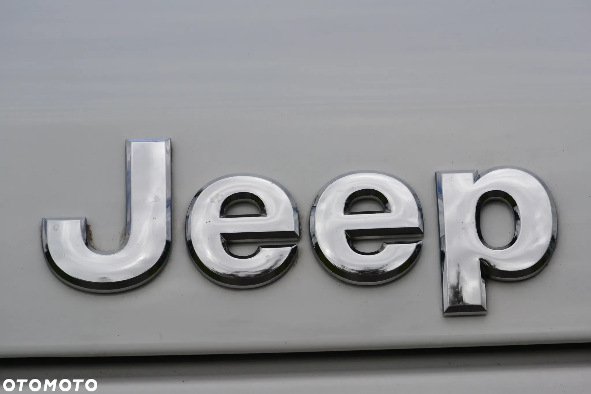 Jeep Grand Cherokee - 10