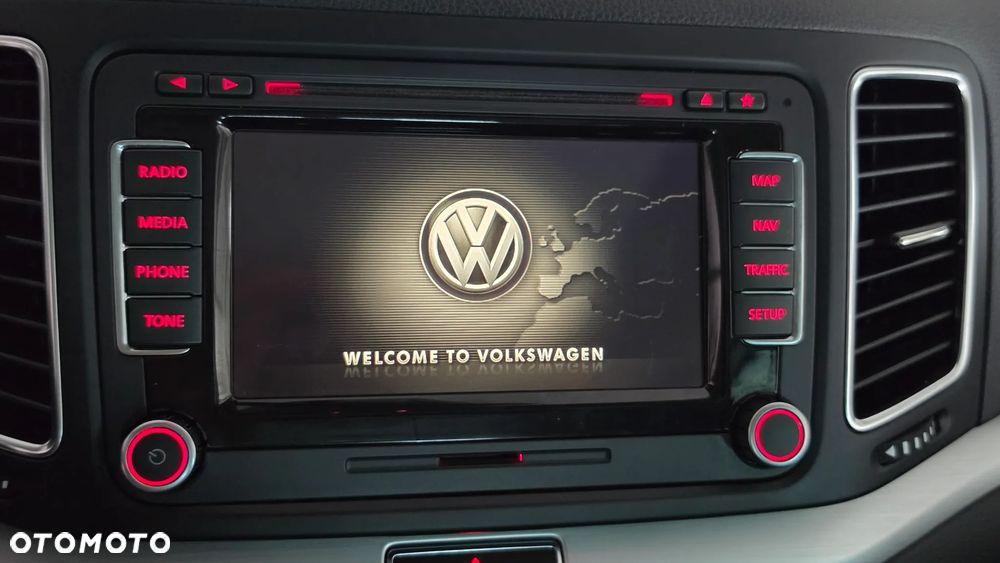 Volkswagen Sharan 2.0 TDI Highline - 35