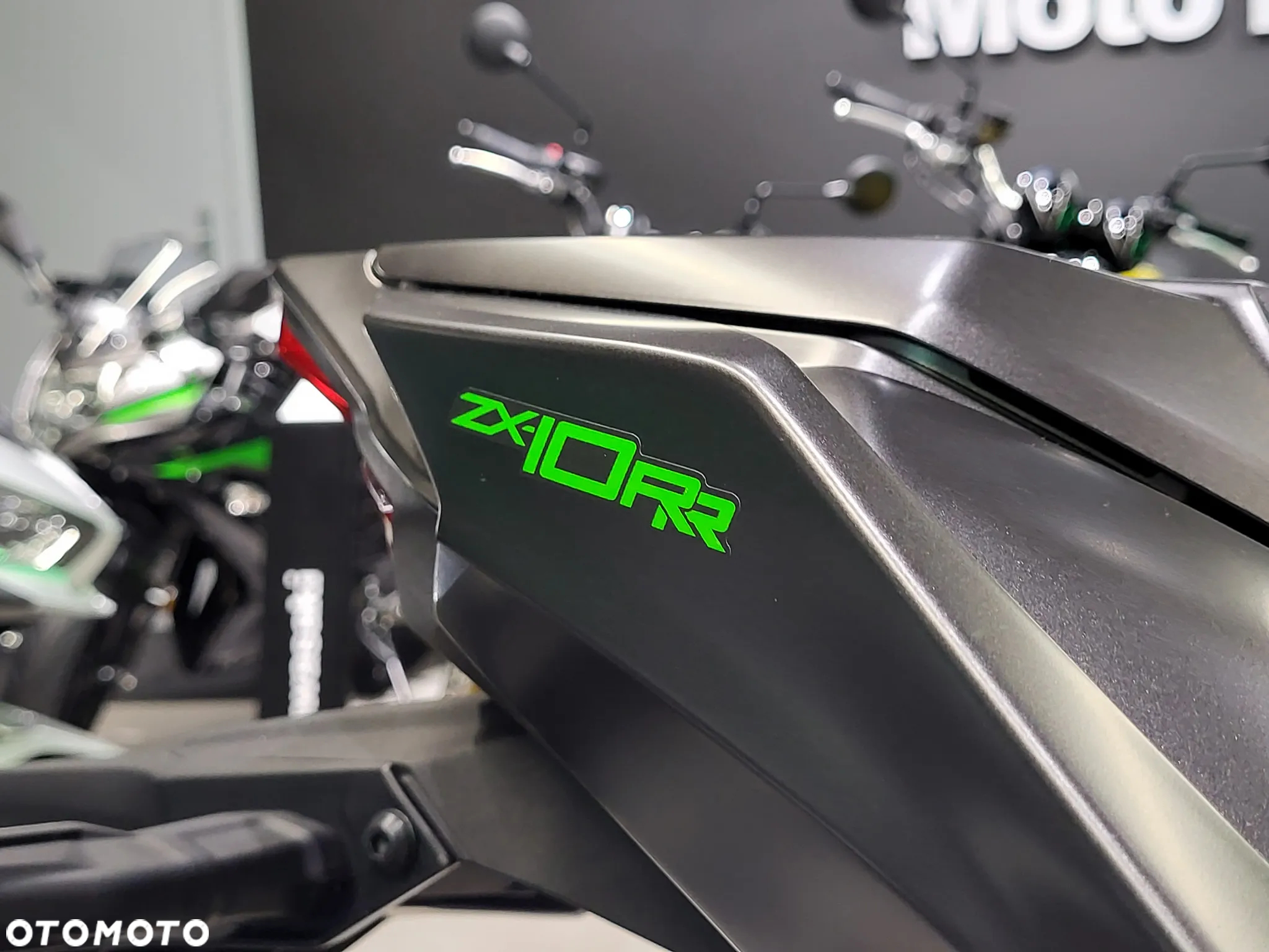 Kawasaki ZX - 9