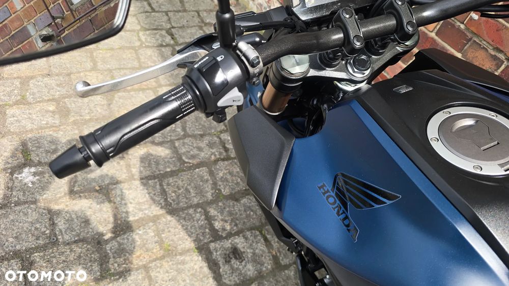 Honda CB - 15