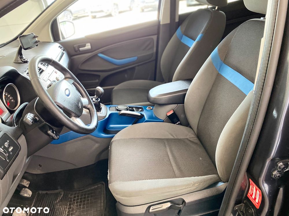 Ford Kuga 2.0 TDCi Trend - 10