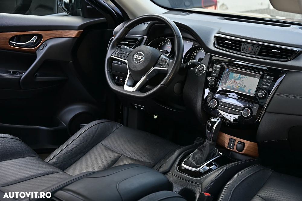 Nissan X-Trail 2.0 dCi ALL-MODE 4x4i Xtronic Tekna - 35