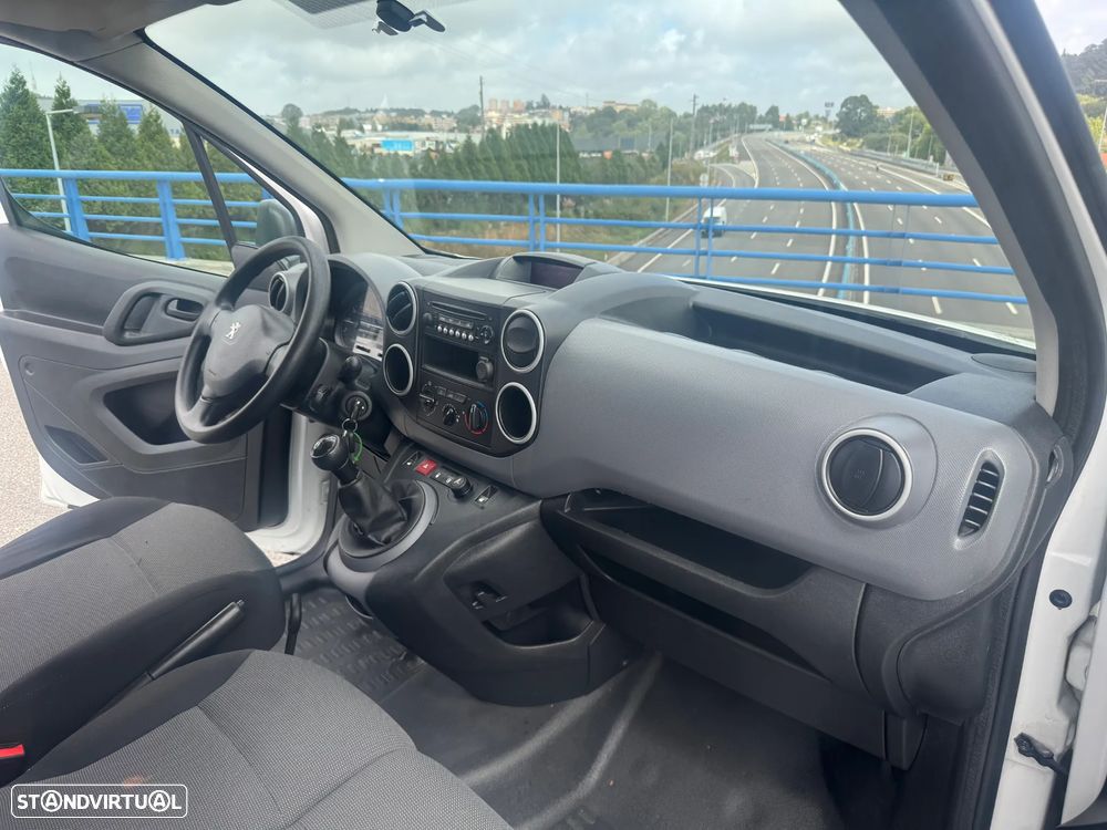 Peugeot Partner 1.6 Hdi 3 Lugares - 18