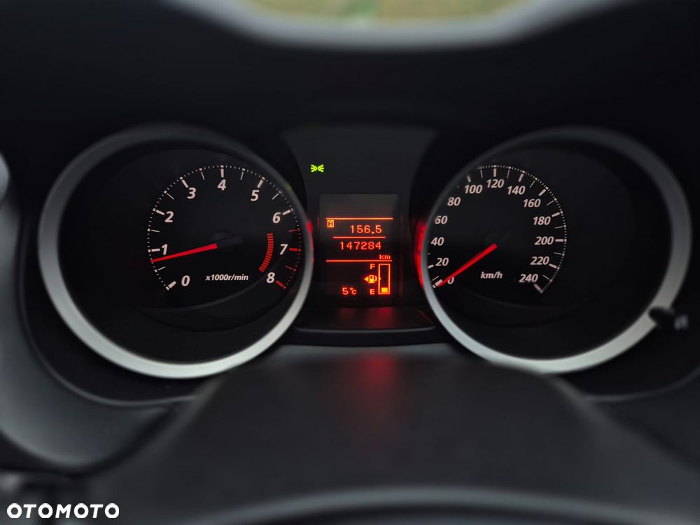 Mitsubishi Lancer 1.6 Invite - 25