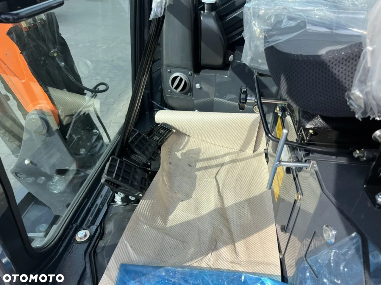 Hitachi 2.7 tony ZX26-6 Szybkozłącze 3 Łyżki - 10