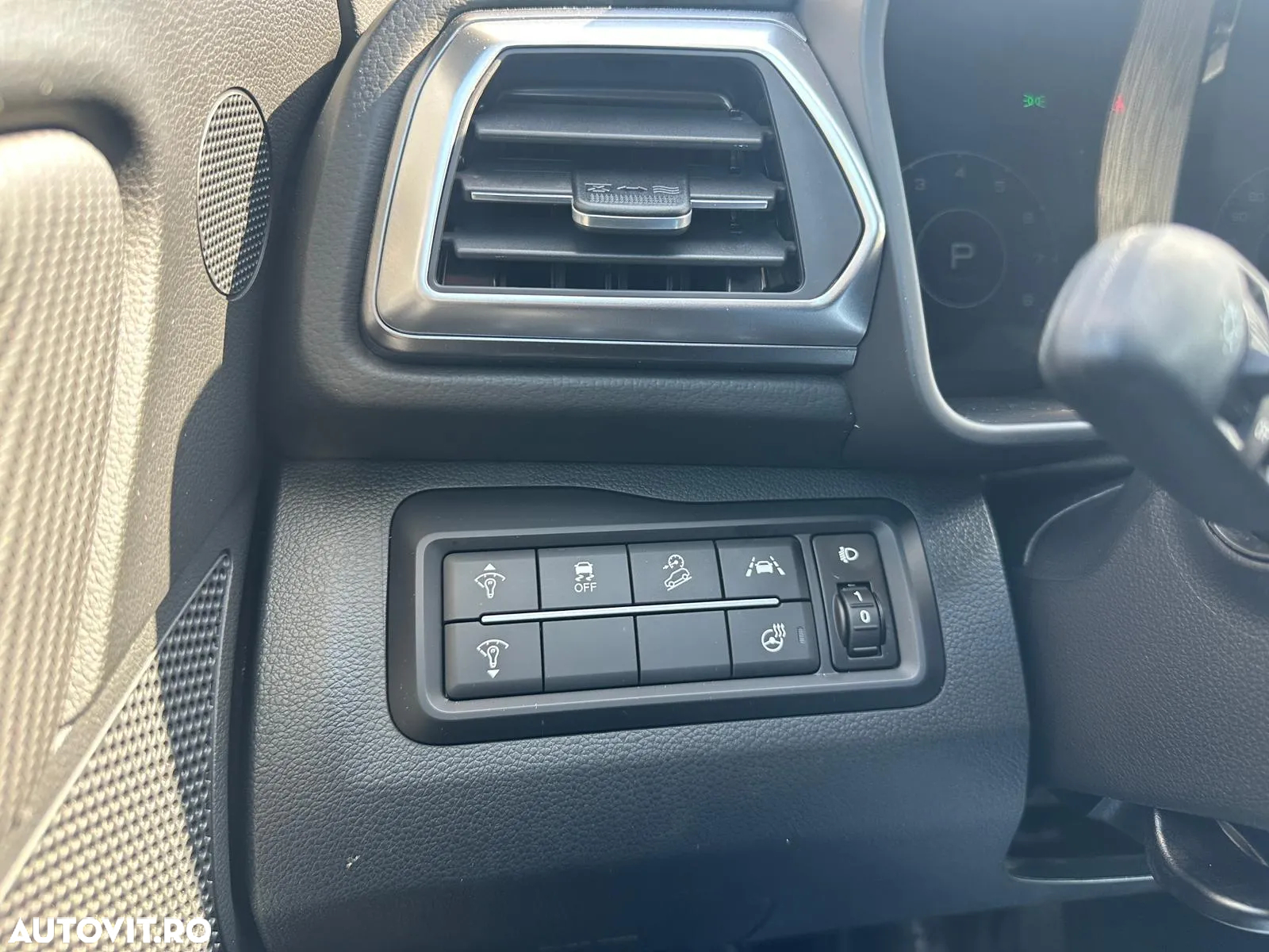 SsangYong Tivoli - 19