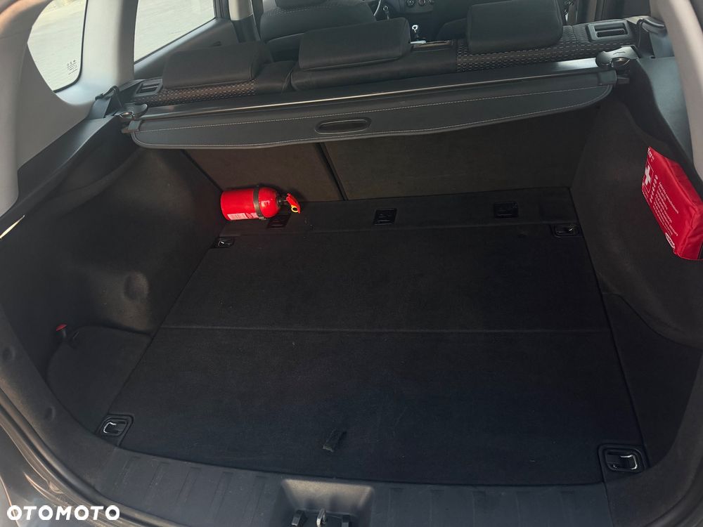 Hyundai i30 1.6 CRDi Classic - 8