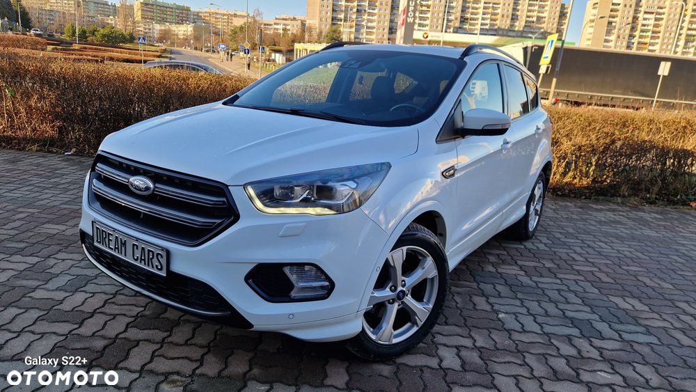 Ford Kuga 1.5 EcoBoost 2x4 ST-Line - 1