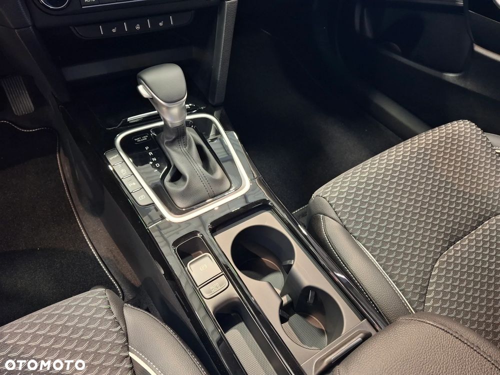 Kia Ceed 1.5 T-GDI Tribute DCT - 14