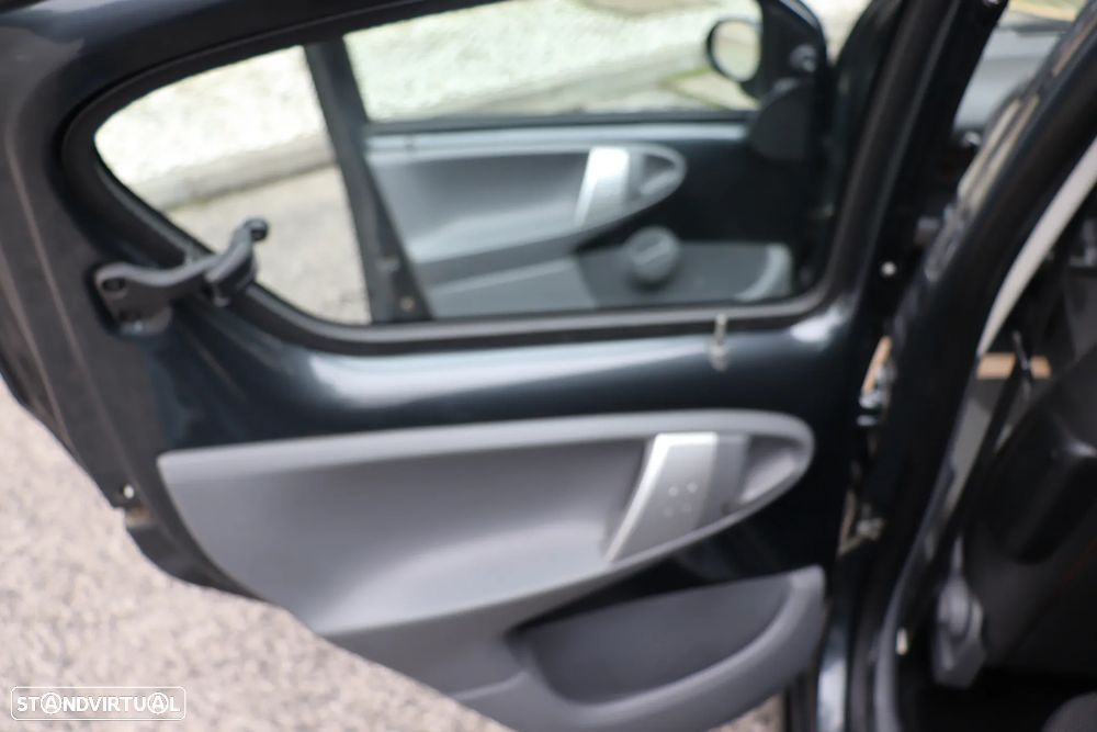 Toyota Aygo 1.0 Power Pack+AC+JLL - 38