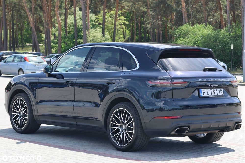 Porsche Cayenne - 3
