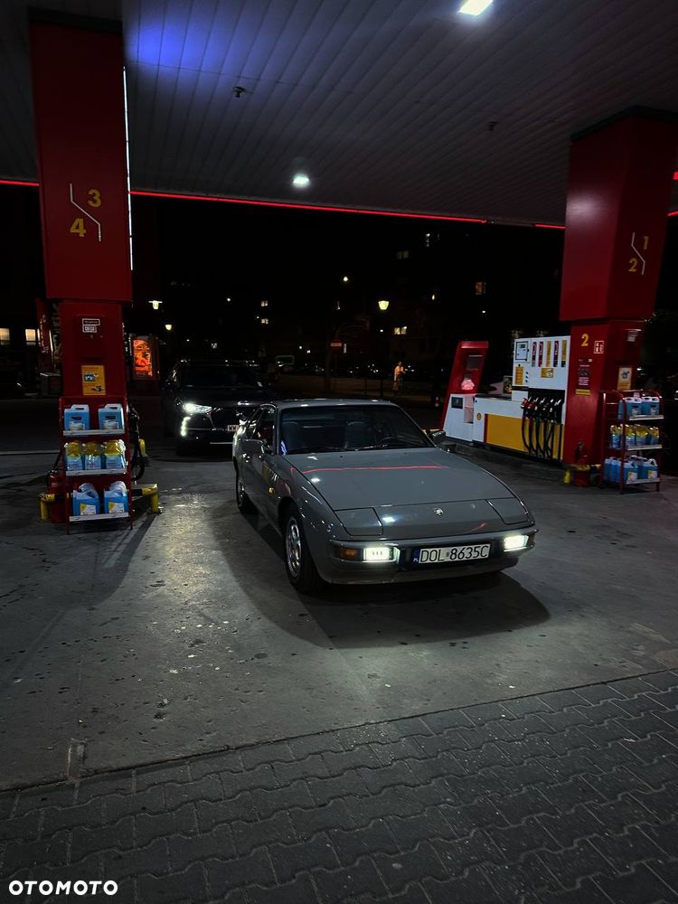 Porsche 924 - 7