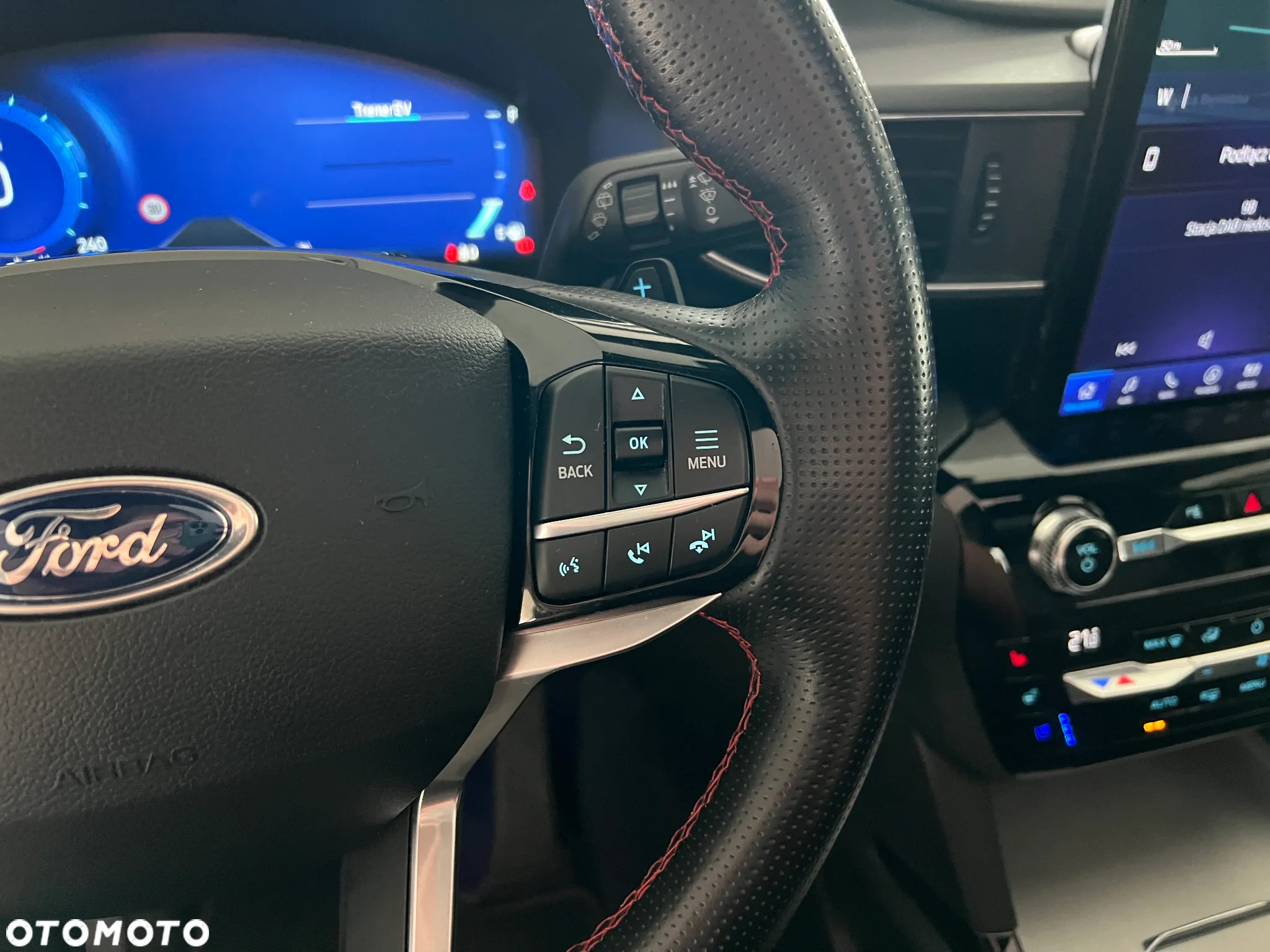 Ford Explorer 3.0 EcoBoost PHEV 4WD ST-Line - 26
