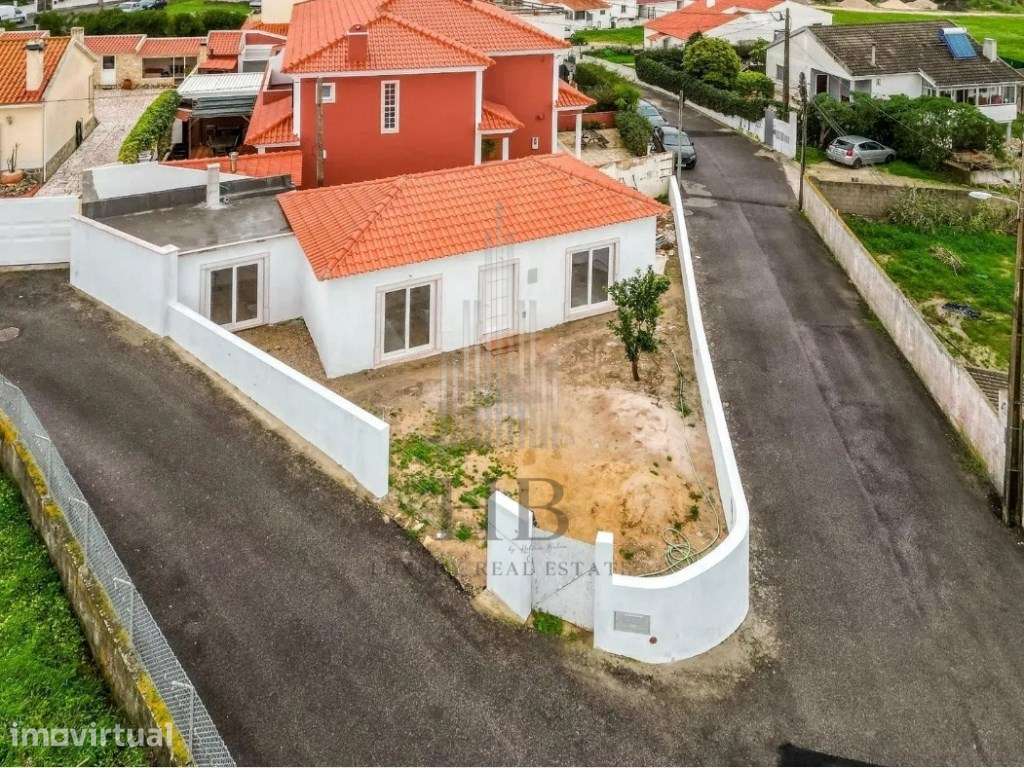 Moradia T2 Nova com Jardim | Fontanelas | Sintra - Grande imagem: 2/52