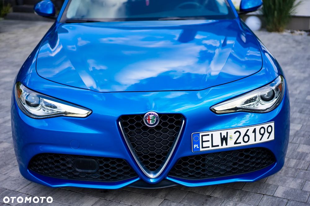 Alfa Romeo Giulia - 7