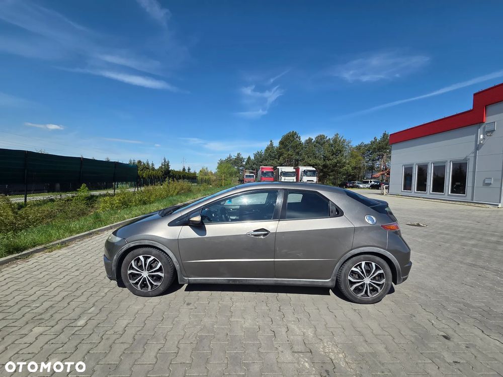 Honda Civic 1.8 Comfort - 2