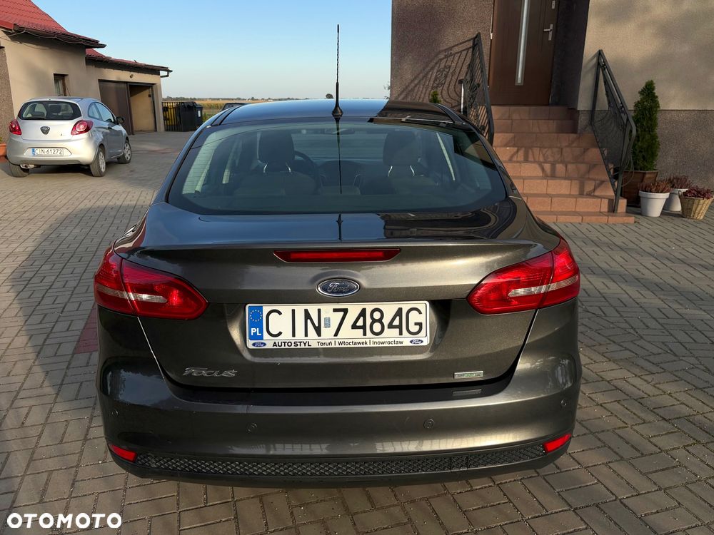 Ford Focus - 12