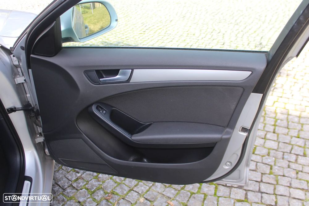 Audi A4 2.0 TDI - 13