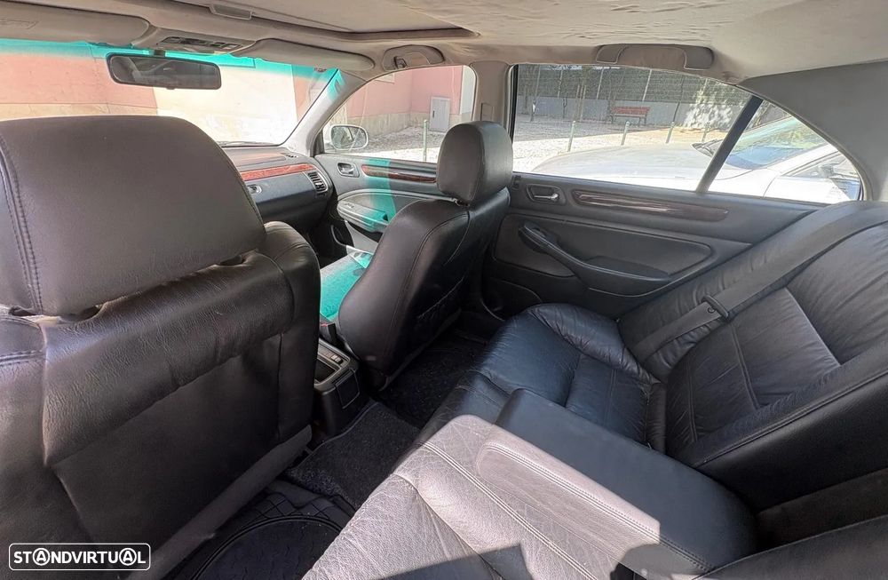 Honda Accord 2.0 ES - 6
