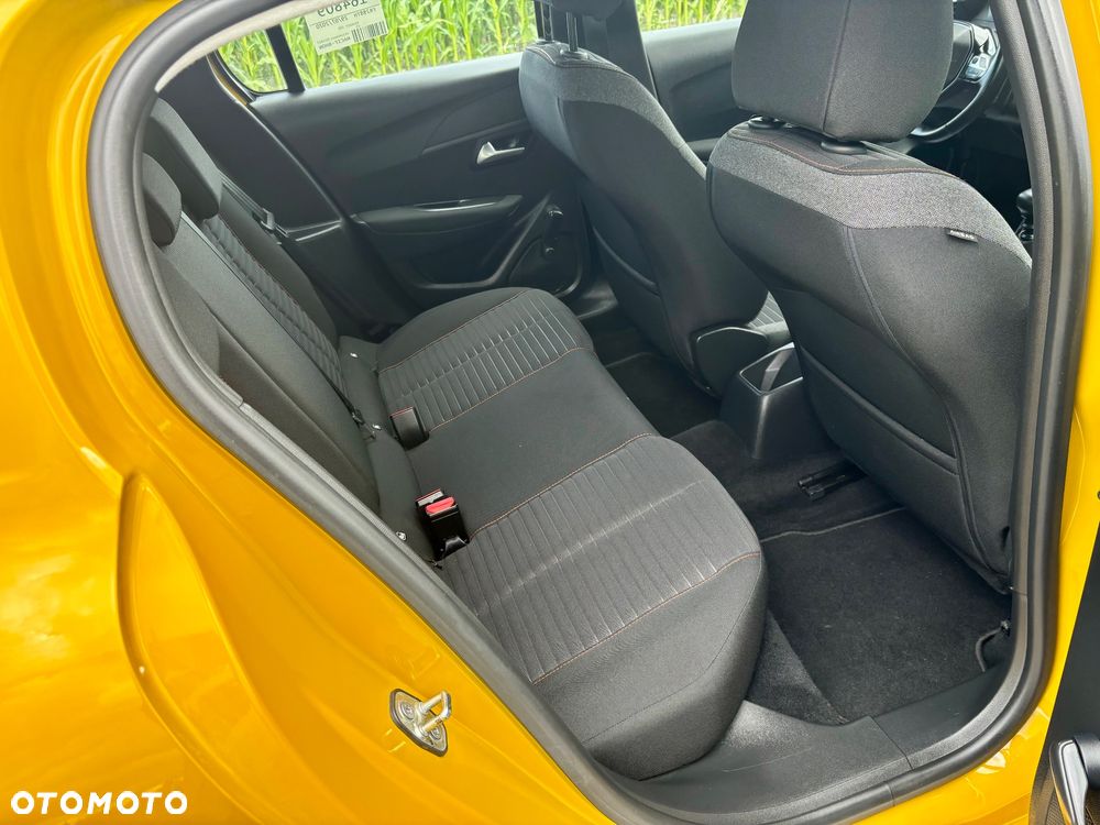 Peugeot 208 - 4