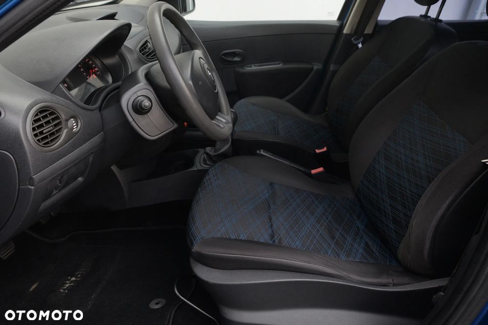 Renault Clio 1.2 16V Confort Privilege - 8
